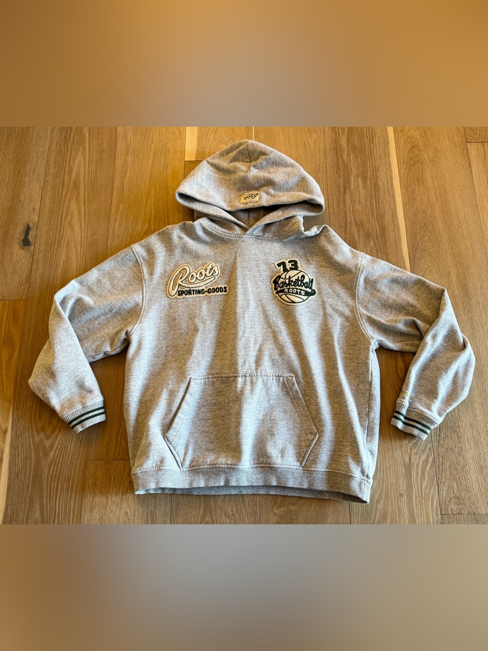 Roots Canada Hoodie Basketball Logo Patch limited edition men’s M women’s L